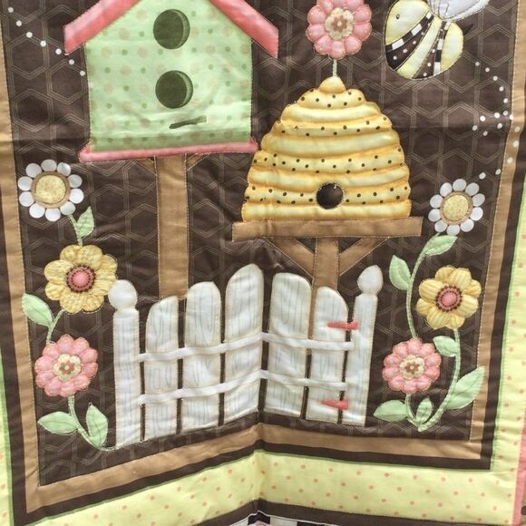 NWT. Hand Crafted Birds Houses & Bees Wall Hanging - Picture 8 of 13